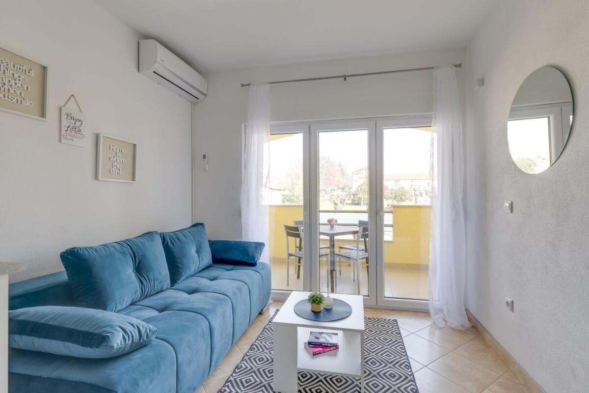 Apartments Rondine 1 카리가도르 외부 사진