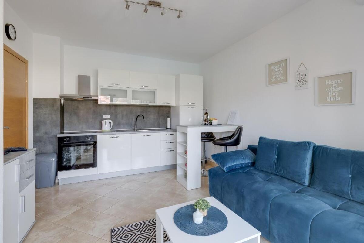 Apartments Rondine 1 카리가도르 외부 사진