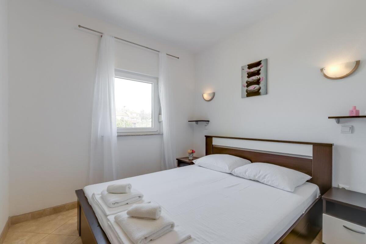 Apartments Rondine 1 카리가도르 외부 사진